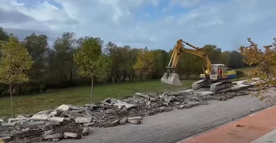 Rama ndan pamje nga kantieri i punës në Shkodër: Ndërhyrje