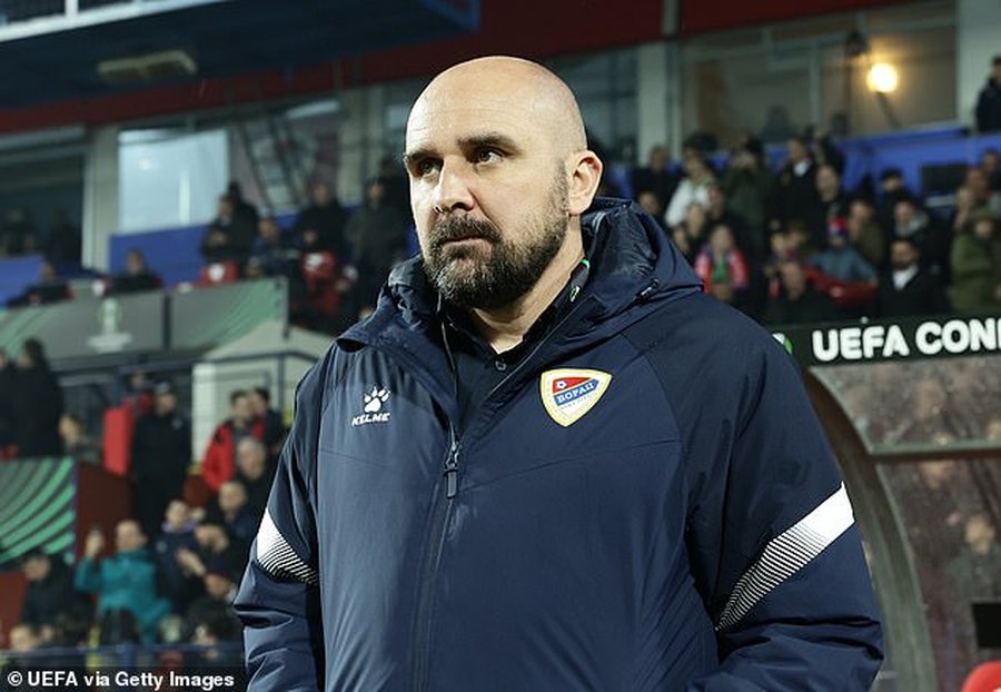 Kishte luajtur edhe në Shqipëri... trajneri boshnjak ndërron