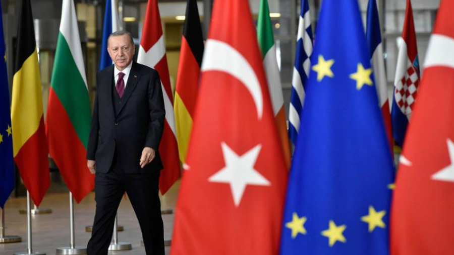 Erdogan e cilëson "budallallëk" progresraportin e BE: Turqia