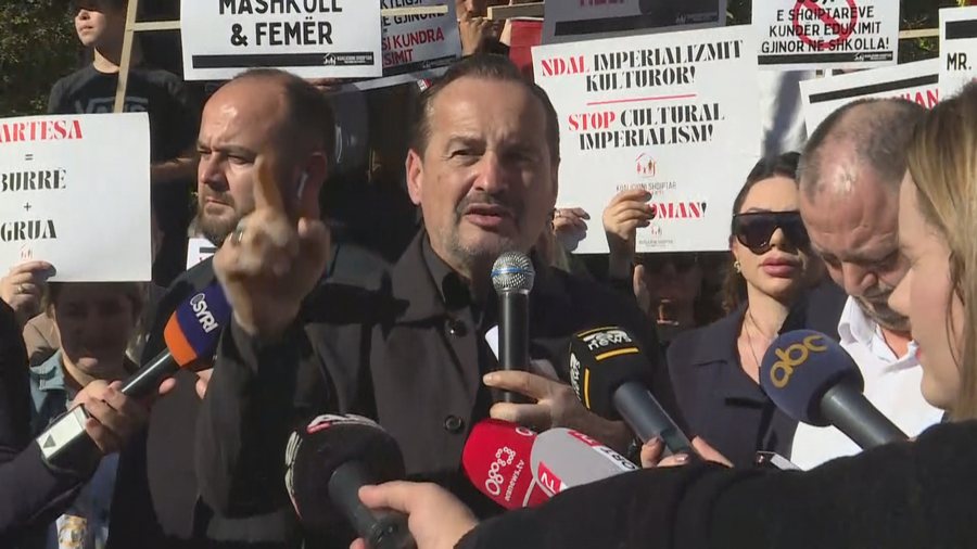 Protestë para Kuvendit kundër projektligjit për barazinë