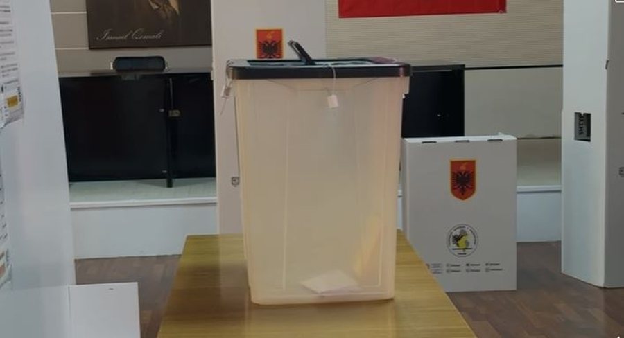 KQZ: Deri në 09:00 votuan 2.37 % e qytetarëve! Vlora me