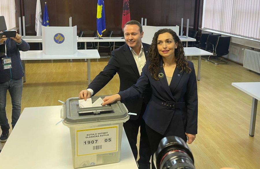 Presidentja Osmani voton në balotazh: Kosova me demokracinë elektorale