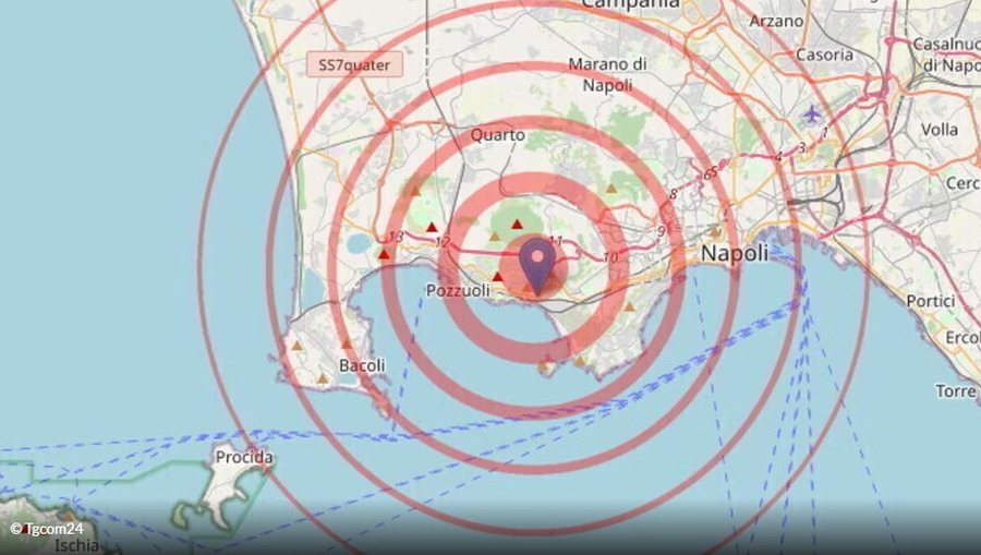 Frikë në Napoli, mbi 20 lëkundje tërmeti mëngjesin e