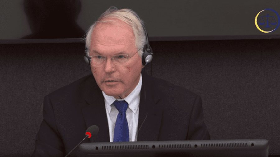 Hill: Gelbard e quajti UÇK-në “terroriste”, sikur i dha