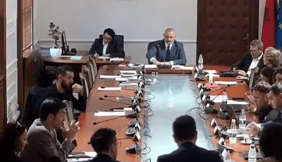 KLGJ e pakënaqur me buxhetin 2026, duan 2 mld lekë më shumë