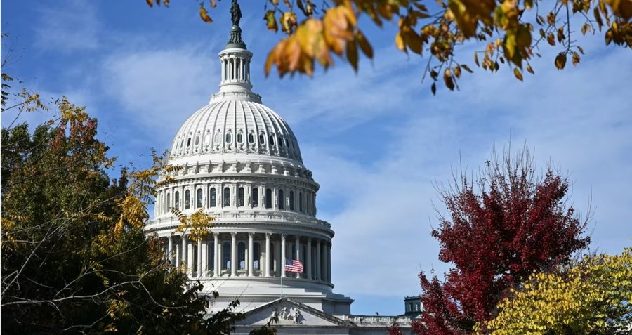 Ligjvënësit në Dhomën e Përfaqësuesve pritet