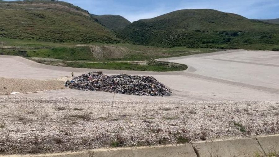 Ministri i Mjedisit: Para verës së 2026-ës mbyllet landfilli i