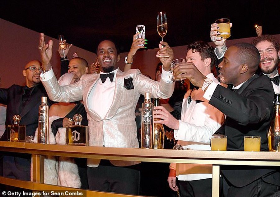 Del foto, transformimi i pabesueshëm i Sean “Diddy” Combs