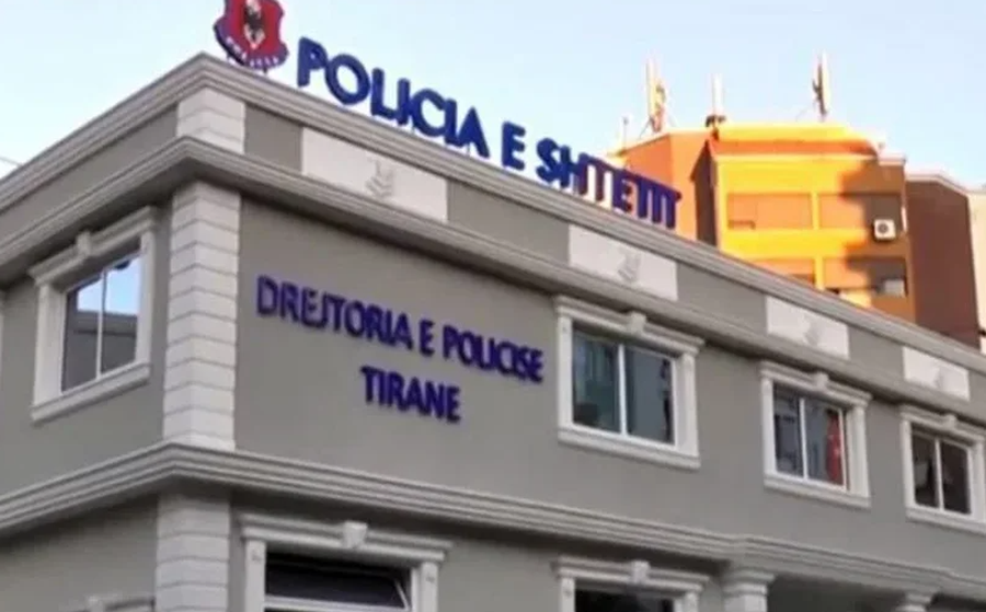 Sekuestrohen 2.2 kg kokainë në Tiranë, arrestohen 2