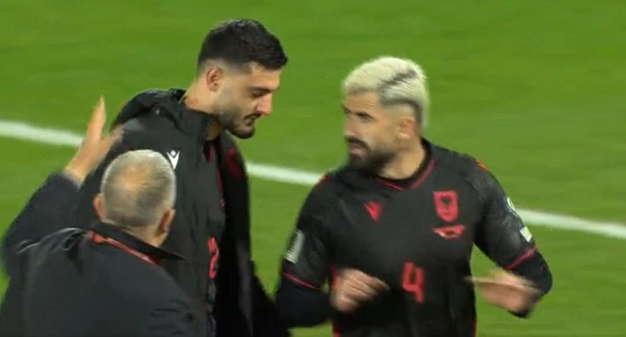 Broja i trishtuar, Hysaj e merr dhe e çon të festojë me