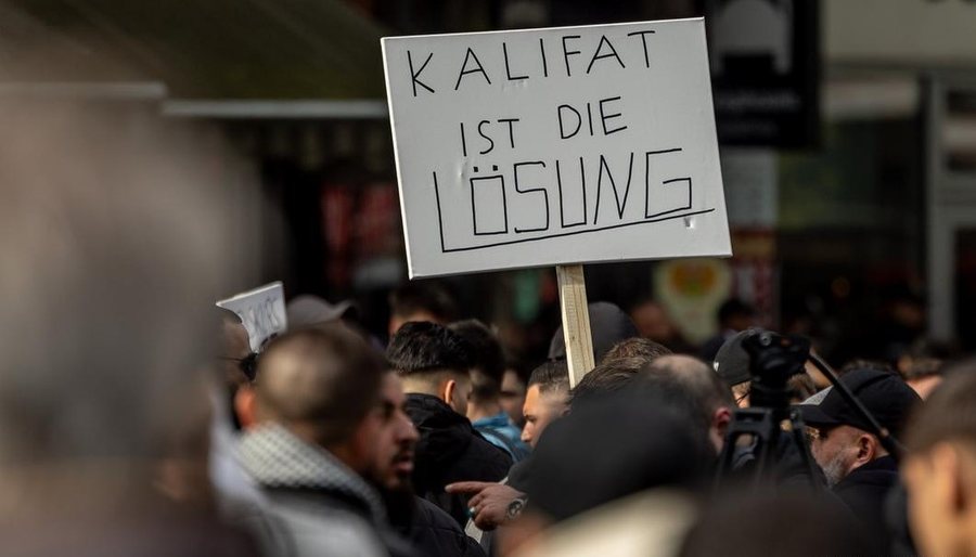 Gjermani: Bastisje kundër propagandës islamiste në 12 lande