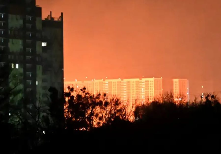 Rusia sulmon Kievin, shkatërrohen disa ndërtesa, viktima mes