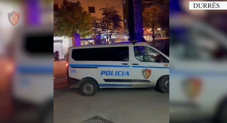 Qarkullonte me armë në brez, arrestohet 53-vjeçari në