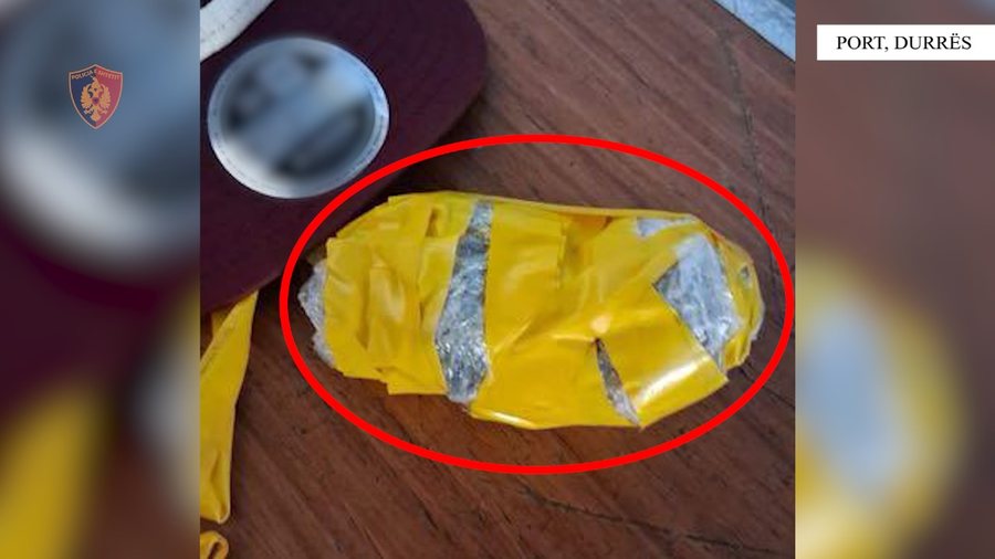 Kapet me drogë marinari italian i tragetit Durrës-Ankona