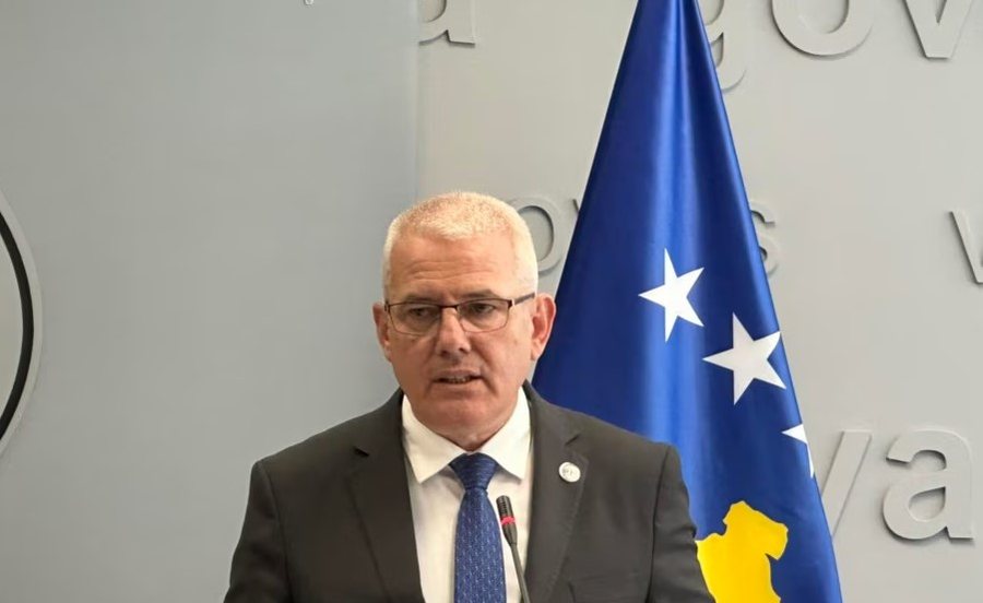 Gjenden 10 detonatorë në Leposaviç, Sveçla akuzon