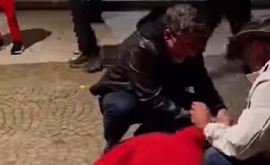 Bledi Çuçi i vjen në ndihmë tifozes që kishte