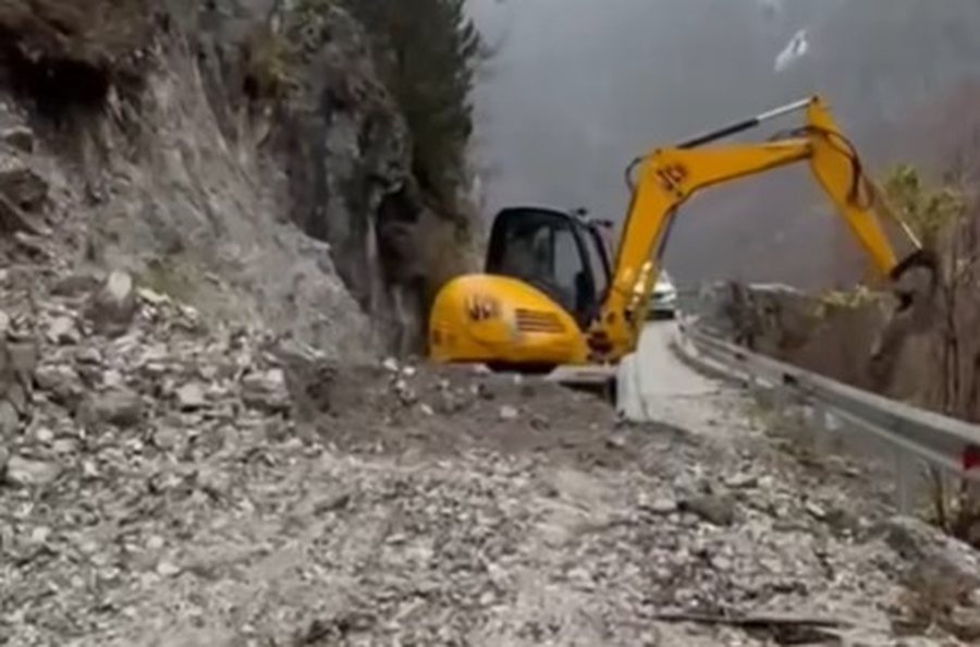Moti i keq në Shkodër, ende i bllokuar aksi Theth-Breg Lumi, probleme