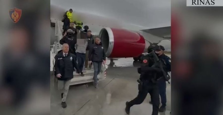 Nga SHBA në Rinas, ekstradohet drejt Italisë shqiptari i dënuar