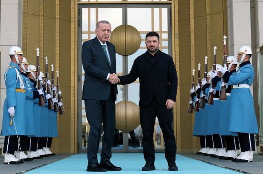 Zelensky: Shpresojmë të shkëmbejmë të burgosurit e