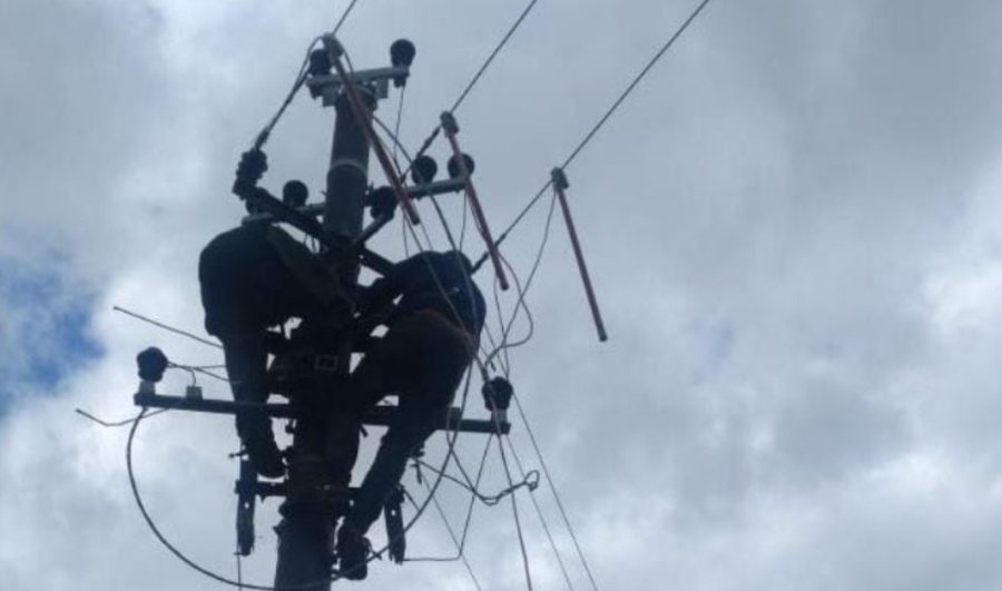 Moti i keq, 1700 familje pa energji elektrike në Qarkun e