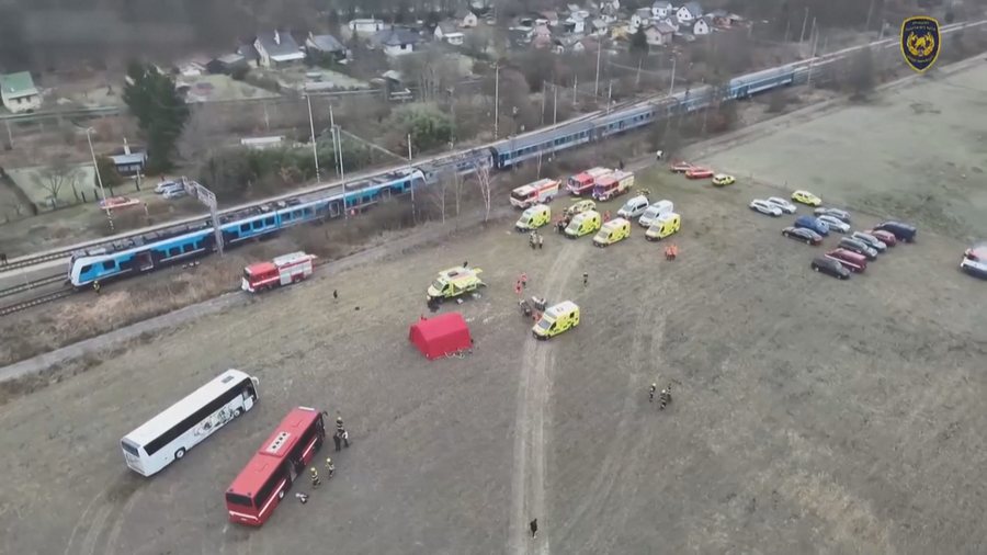 Përplasen trenat në Çeki, dhjetëra të plagosur, 5