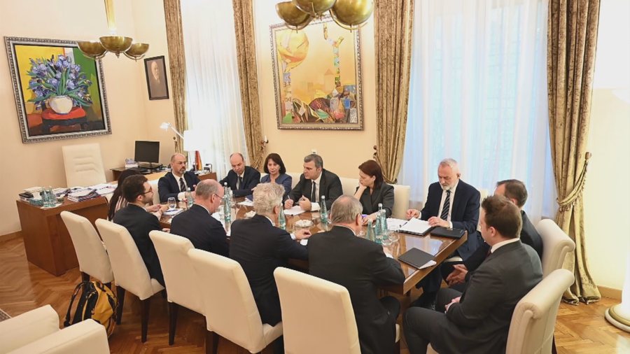 Takim me Sejkon, mision i veçantë i KE për pavarësinë