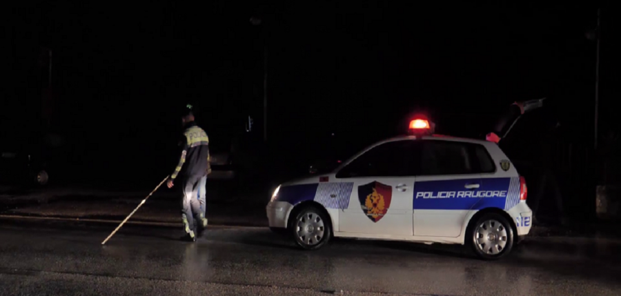 Aksident i 3-fishtë në Rrugën e Kombit, humb jetën një