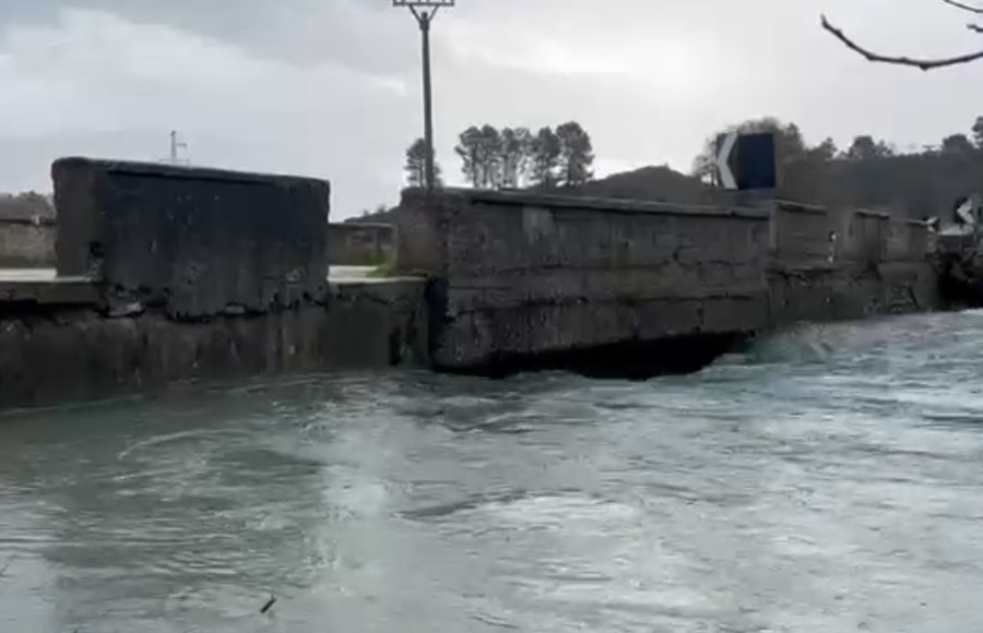 Bien prurjet e Drinosit dhe Vjosës në Gjirokastër, por problemet