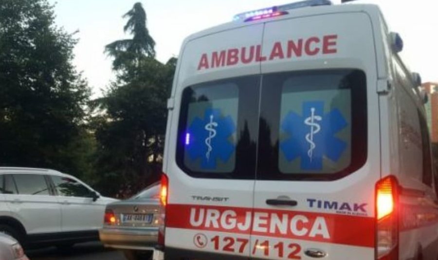 Procedohen mjekja dhe infermierja, 56-vjeçarja përfundon në