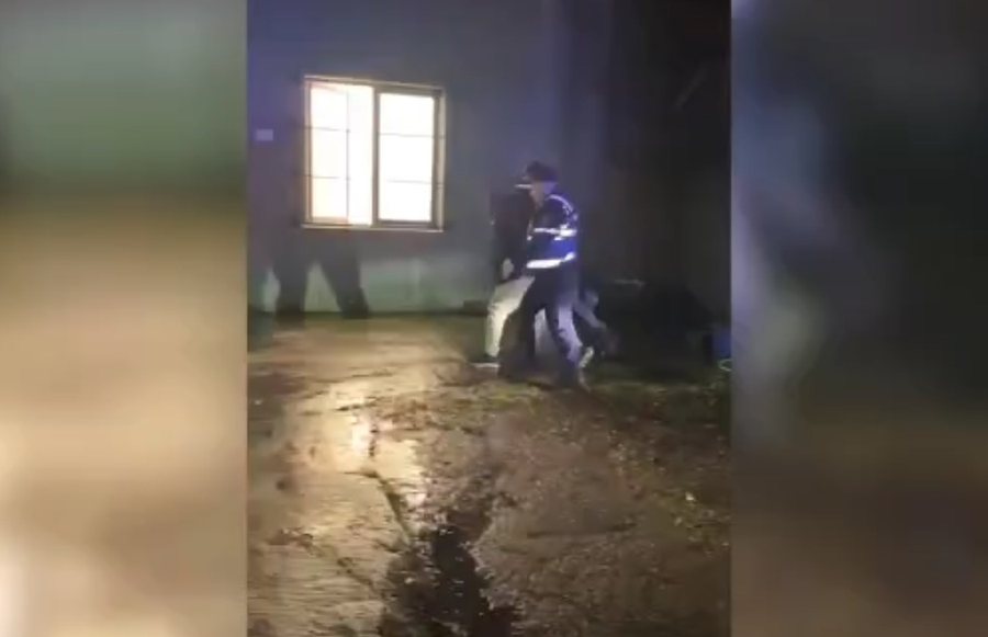 Çift i moshuar përfundon në spital, dhëndri i dha valium,