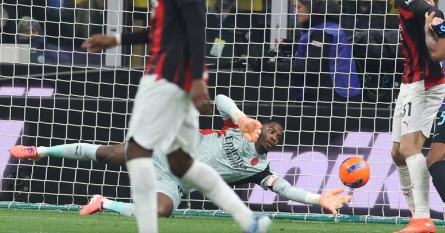 Maignan hero, Milan fiton derbin dhe kalon Interin në renditje