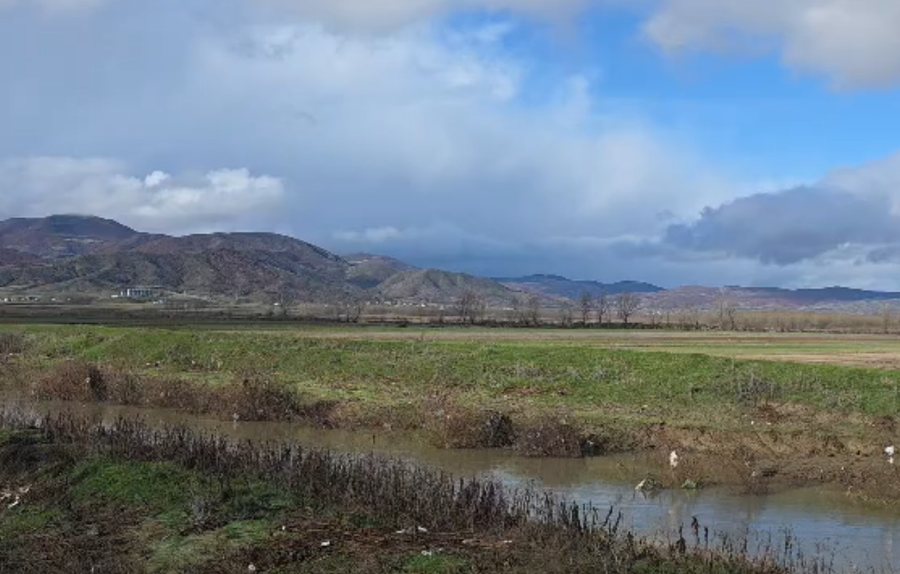 Moti i keq goditi juglindjen, ja si paraqitet situata në terren