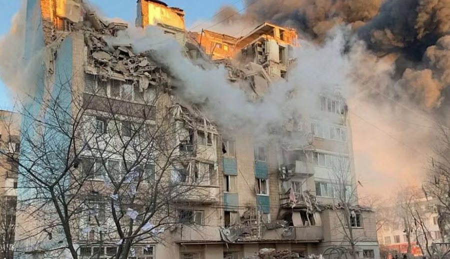 Sulme të rënda ruse godasin Kievin, një i vdekur, disa të