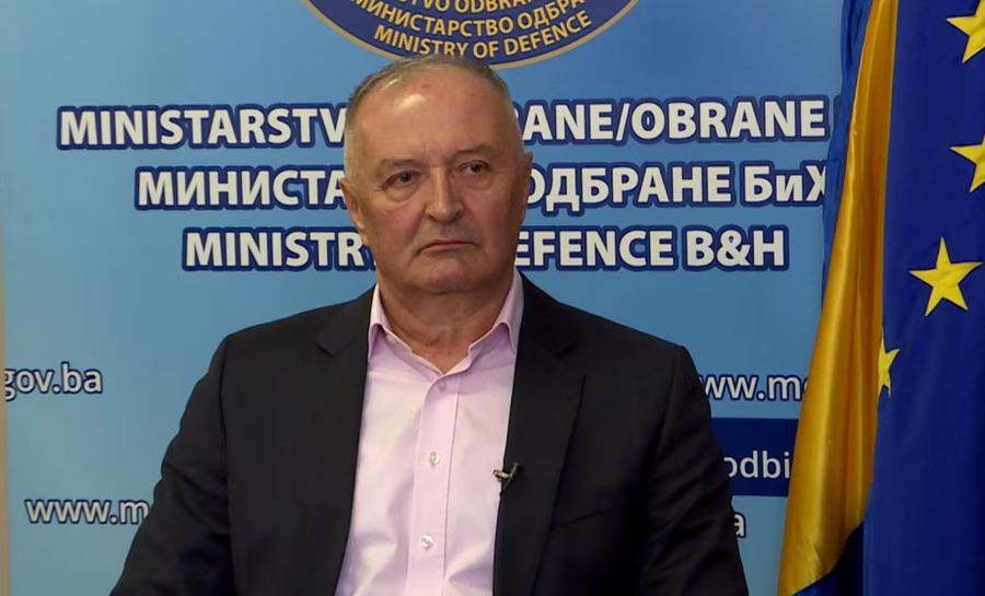 Brenda ishte ministri i Jashtëm i Hungarisë, Bosnja nuk e lejon