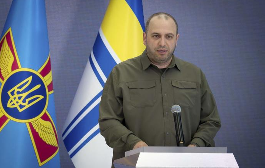 Skandal i madh korrupsioni në Ukrainë, merret në pyetje një