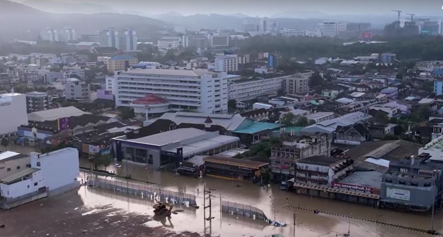 Tajlanda nën ujë, pamje me dron nga përmbytjet
