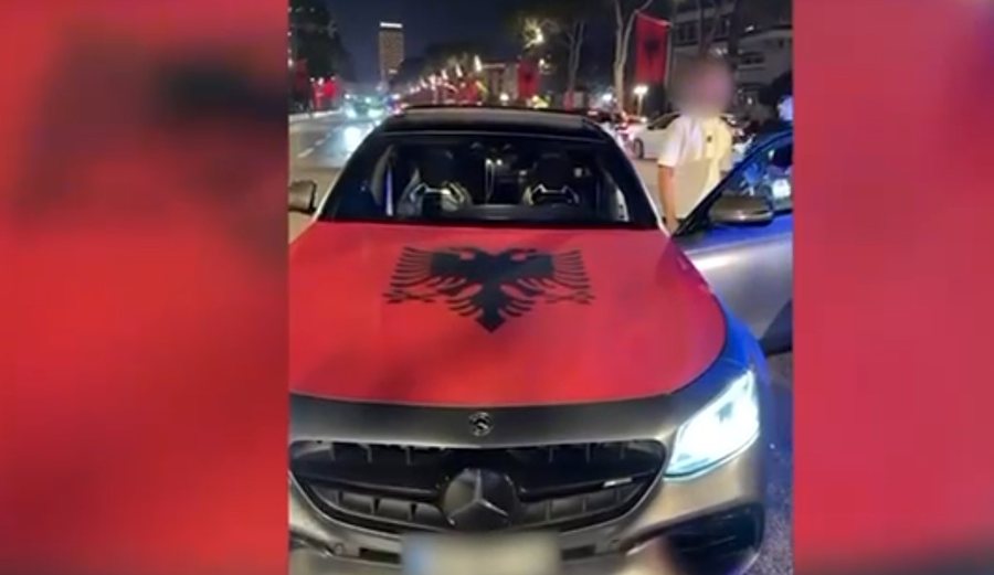 Xhiruan gomat në bulevard, e pësojnë tre shoferët në