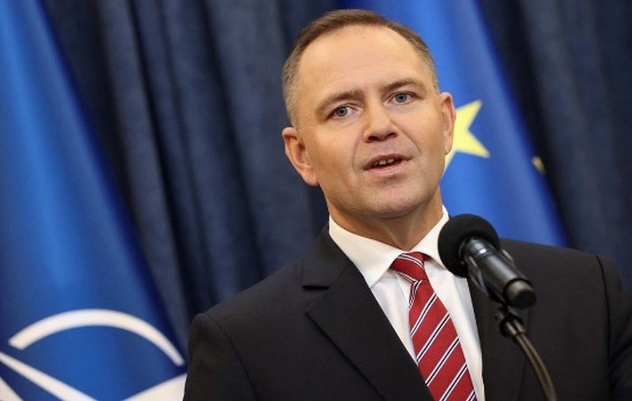 Kryeministri hungarez vizitoi Moskën, Presidenti polak anulon takimin me