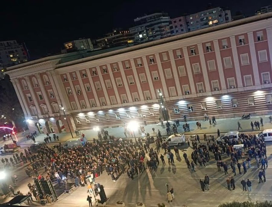 Balla ironizon foltoren e PD-së: Si mos më keq dasma këtë