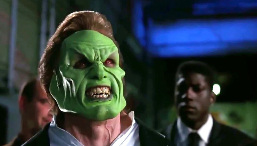 Aktori amerikan gjendet i pajetë në apartamentin e tij në