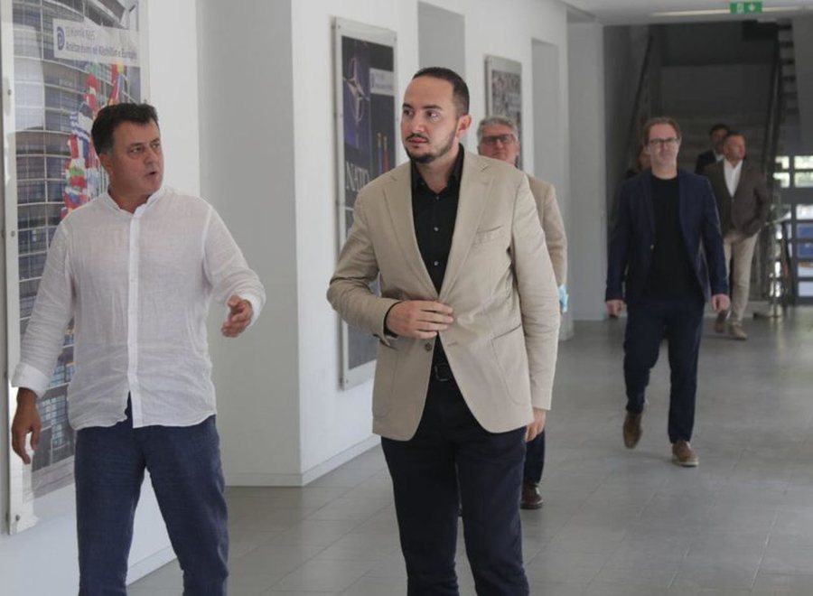 “Jep dorëheqjen Flamur, ke shkatërruar partinë”, tone