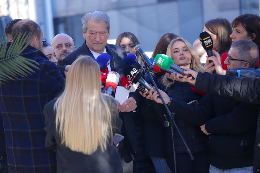 “KLP tregoi mizogjeni të plotë!” Berisha: Ndryshe nga