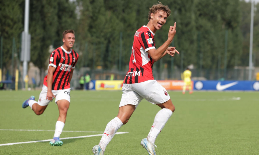 Milani drejt Arabis&euml; Saudite pa qend&euml;rsulmues, Allegri grumbullon