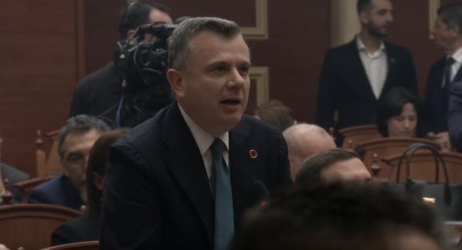 Balla pas tensioneve në Kuvend: Sjellja e opozitës për të