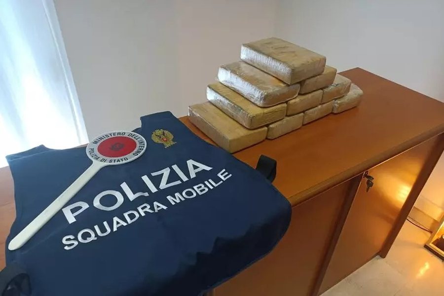 Operacion i madh antidrog&euml; n&euml; disa qytete italiane, arrestohen 384