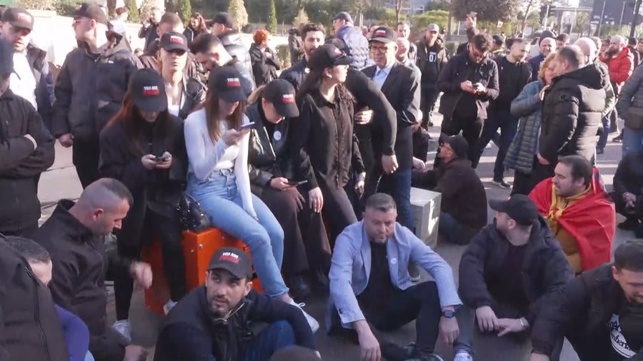 Lapaj mesazh Ram&euml;s: P&euml;r &ccedil;do nism&euml; kund&euml;r meje, je