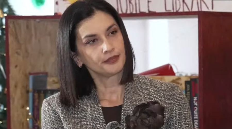 Ministria l&euml; pa bonus personat me aft&euml;si t&euml; kufizuar? Aktivistja: