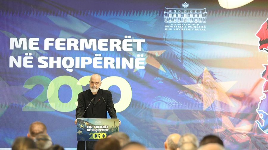 &ldquo;Kontrata p&euml;r bujq&euml;sin&euml; &euml;sht&euml; m&euml; e