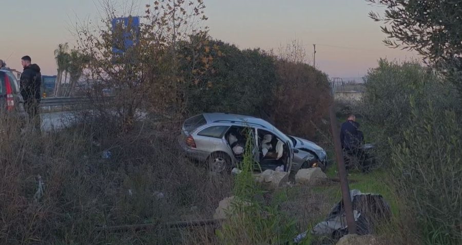 P&euml;rplasen dy automjete n&euml; Fier, nj&euml;ri p&euml;rfundon n&euml;