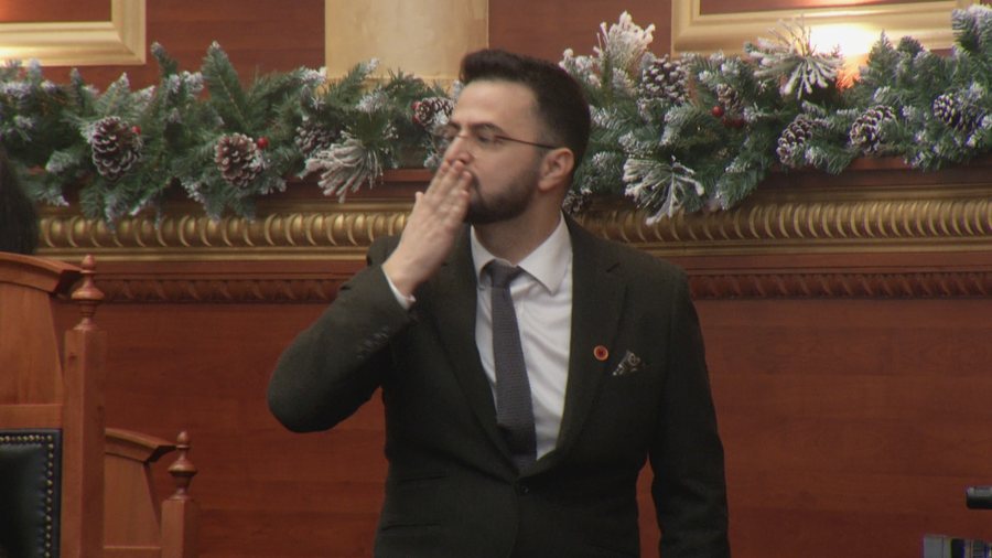 &ldquo;Deputet&euml;t u ndez&euml;n nga puthja e Endrit Shabanit", Ilir